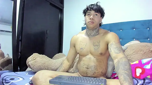 VIOLETA BIGBOOBS 25 online show from July 17, 11:30 pm
