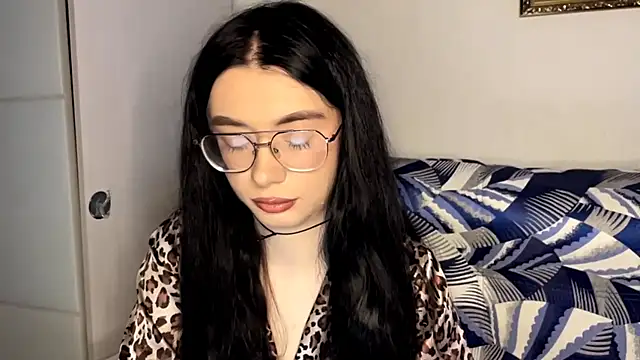 RenataBrought online show from April 12, 3:37 pm