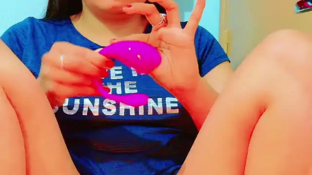 MojaditPussy online show from April 14, 8:42 pm