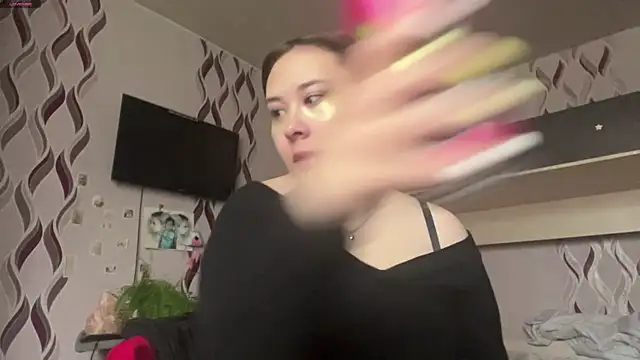 MarcieAdjei online show from April 18, 5:10 am