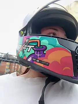 ziara white online show from April 11, 7:17 pm