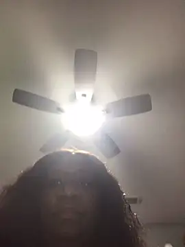 amberchill26 online show from May 26, 1:54 pm