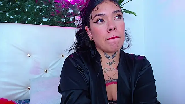 vayolet sexy  online show from April 15, 4:57 am