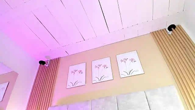 cherlyn 1 online show from April 18, 7:07 pm