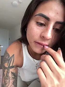 lunasex06 online show from April 15, 2:28 pm