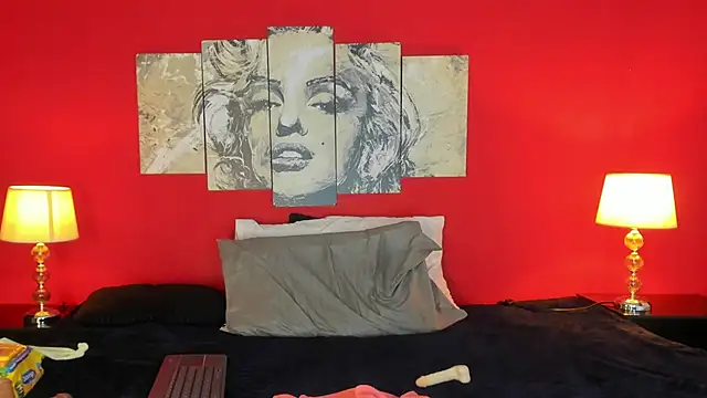 LucianaMadura1 online show from April 18, 7:58 pm