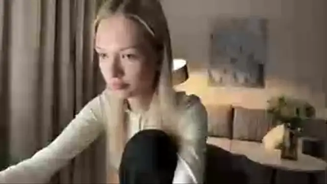 EvelineMolima online show from April 16, 6:07 pm