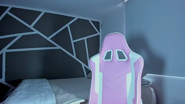 alexa fox0 online show from April 15, 7:58 pm