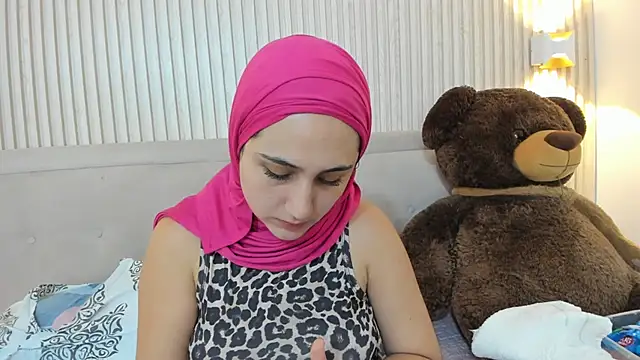 Shadya habibi online show from April 16, 12:38 pm