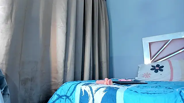 Celestte w online show from April 11, 6:30 am