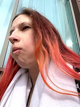 michelle lovique online show from April 14, 8:25 am