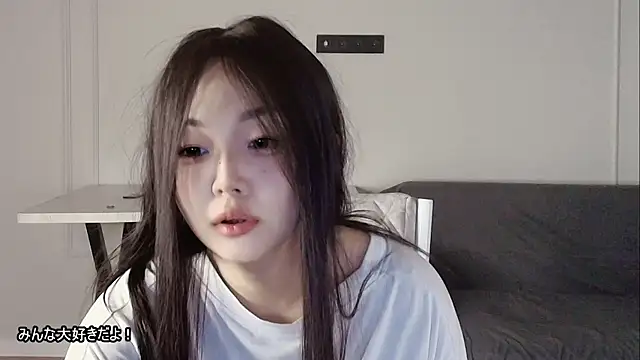 lissa meiji online show from April 10, 10:05 pm