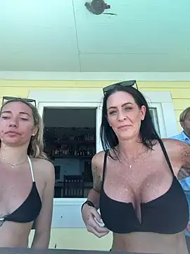 Casey   online show from April 18, 7:40 pm