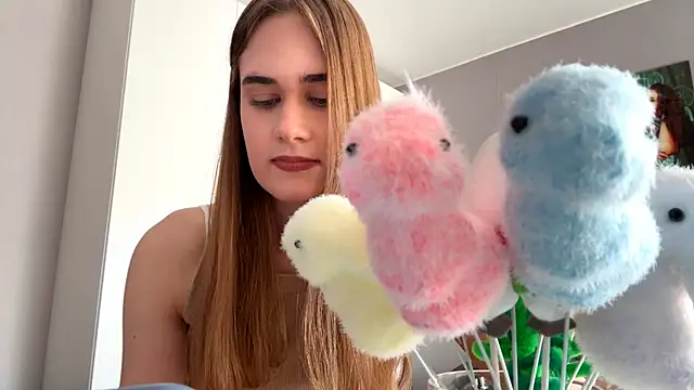 SharellFraleigh online show from April 15, 12:06 pm