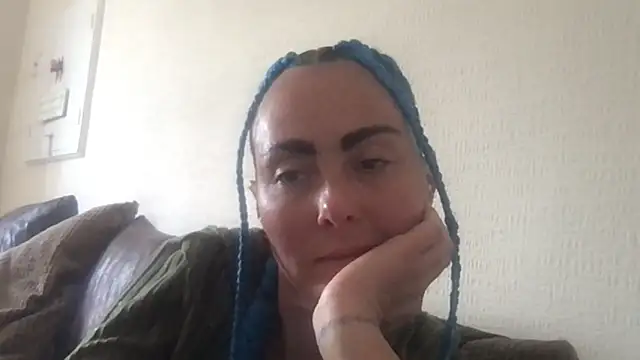 Bella-blue online show from May 6, 12:53 pm