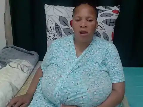 CaramelMelons78 online show from April 16, 11:18 pm