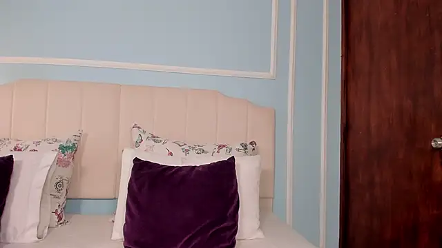 gabi rossi online show from April 20, 9:29 pm