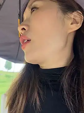 qin205205 online show from August 4, 9:59 am