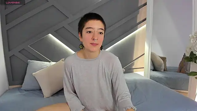 Atheena   online show from April 17, 1:24 pm