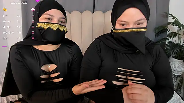 aziza dalila02 online show from April 18, 3:20 am