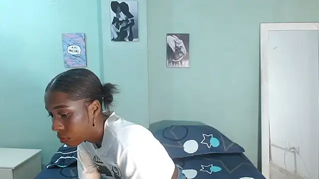 chiara martin online show from April 8, 11:45 am