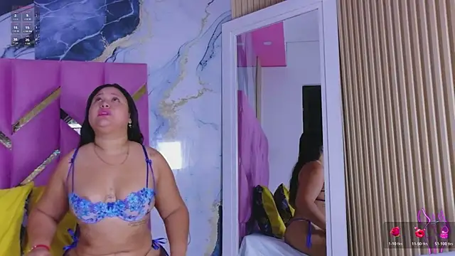 dreamyymommy online show from April 11, 12:20 pm