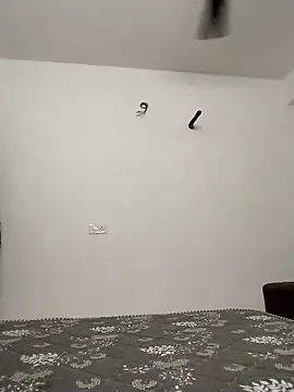 kavyasharma0 online show from April 15, 11:22 am