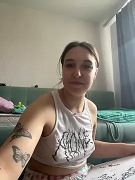 RiannaBrown online show from June 10, 5:17 am