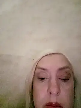 Julia20X online show from April 13, 7:58 pm