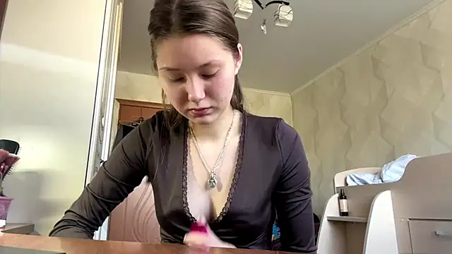 UncaringArtery online show from April 16, 6:14 am