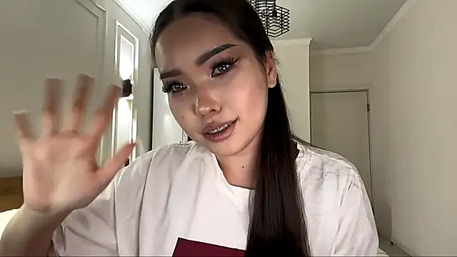 MardellHeavrin online show from April 12, 2:20 pm