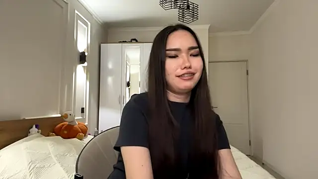 MardellHeavrin online show from April 16, 12:05 pm