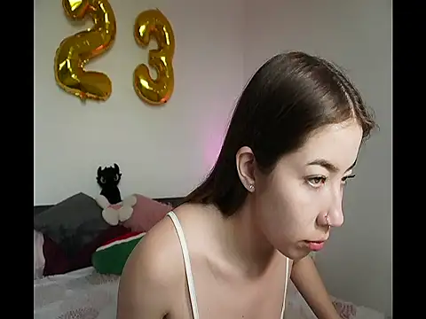 VivaLu online show from April 16, 1:55 pm