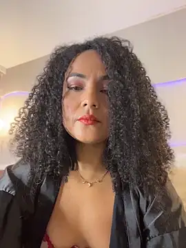 SamaraSmithX online show from April 11, 12:42 pm