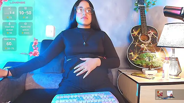 ambar  devon online show from April 14, 8:42 pm