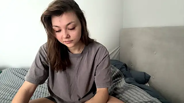 Thyeiysyla online show from April 19, 5:18 am