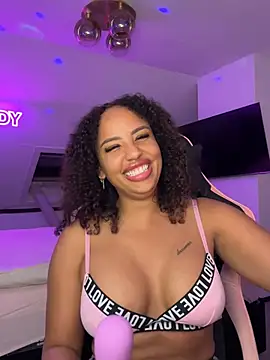 princessromyindy online show from April 17, 9:50 pm