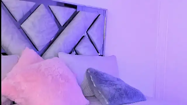 Kat santana online show from April 20, 1:58 pm