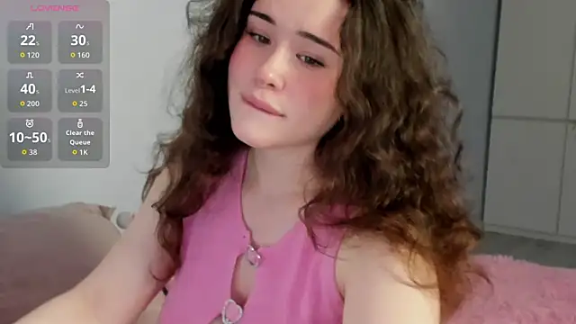 ChloeBlisss online show from April 17, 3:30 am