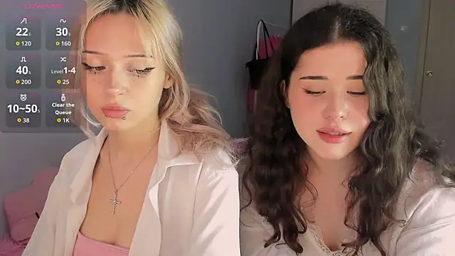 ChloeBlisss online show from June 12, 3:47 am