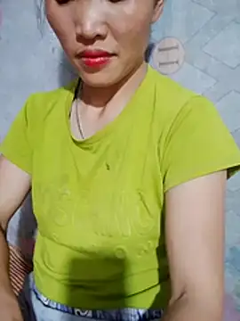  Lyly pussy  online show from April 14, 2:06 pm