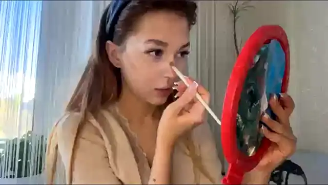 JoliPlatinums online show from April 17, 6:04 am