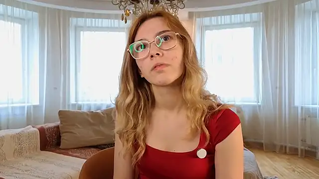 SonyaCubine online show from April 19, 5:07 am