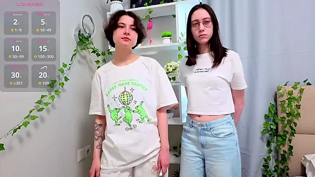 AllisonKierce online show from April 16, 3:07 am