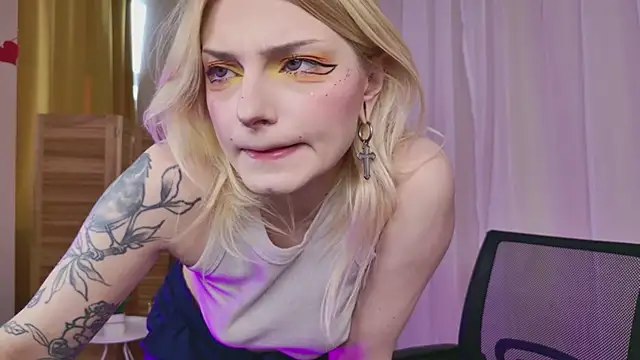 avatarweek online show from April 17, 2:19 pm