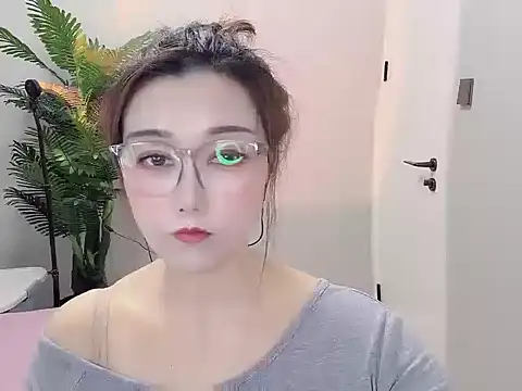 Yunxi- online show from April 17, 1:40 am