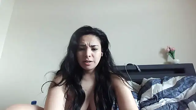 lakeroyalty online show from April 20, 3:15 pm