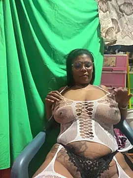 Malonna69 online show from April 11, 4:07 am