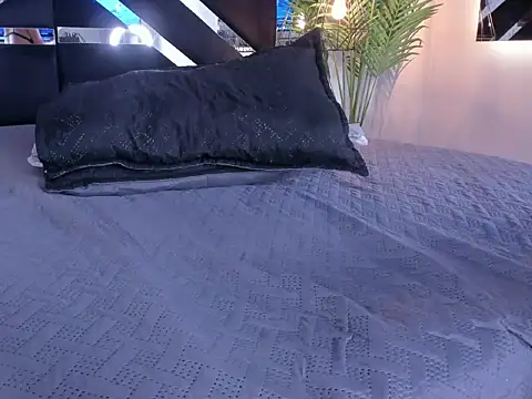 sophi star online show from April 16, 8:08 pm