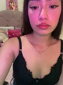 Miakittyyy online show from April 19, 2:39 pm